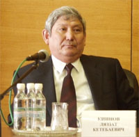 Ляззат Киинов