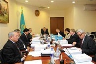 В комитете Сената по соцкультурному развитию обсужден законопроект о равных возможностях для трудящихся мужчин и женщин